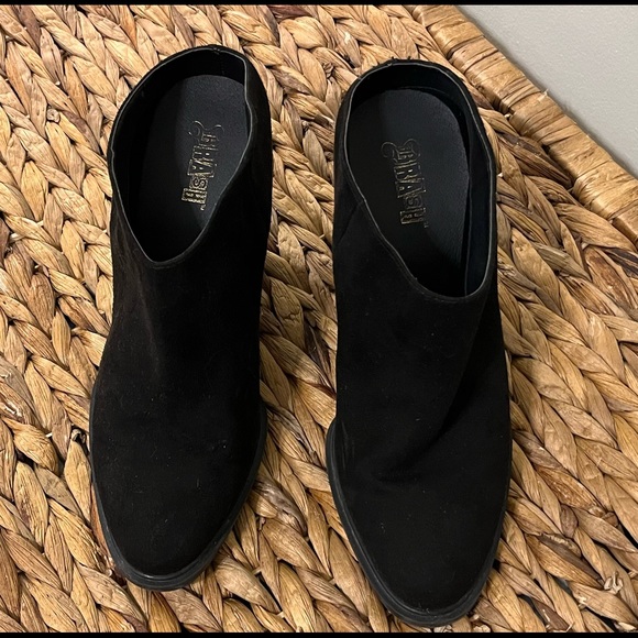 Slip-on Ankle Boots - Picture 2 of 4